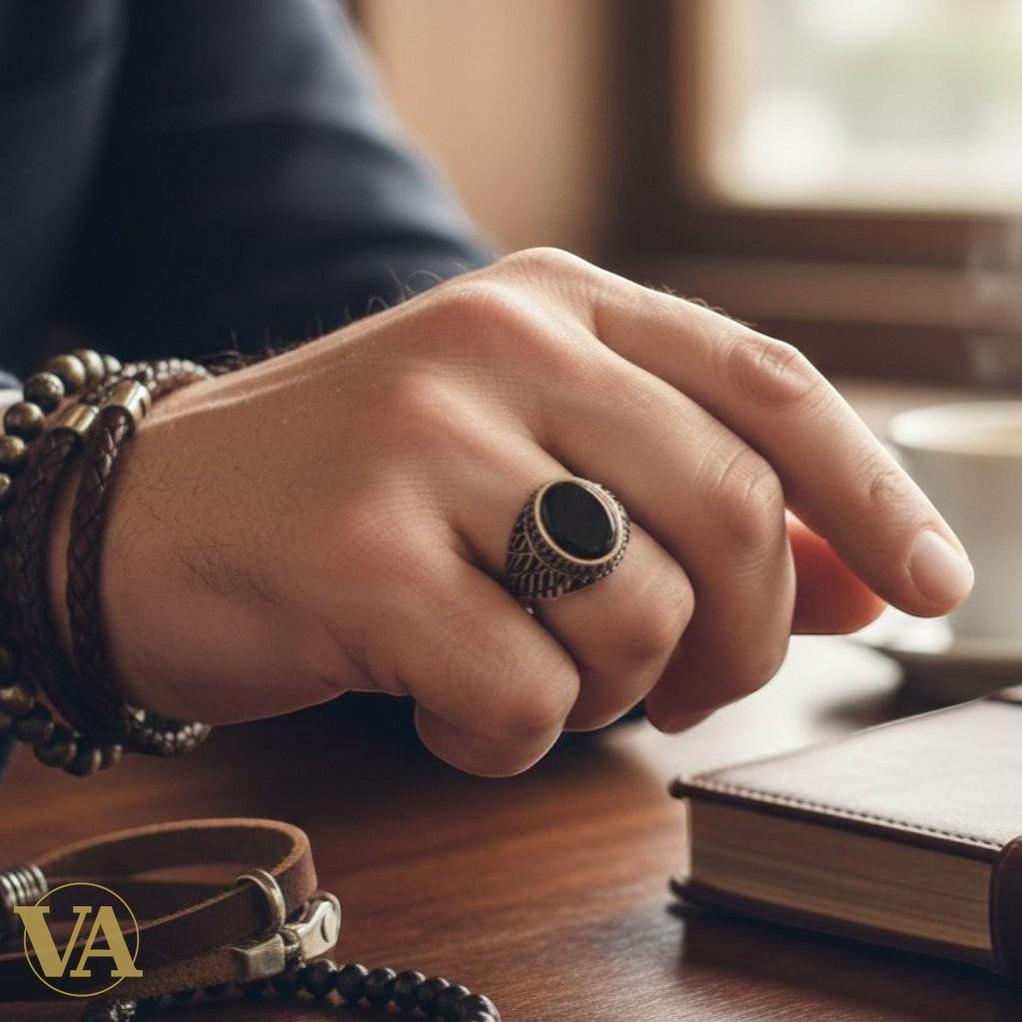 Bague Homme Argent 925 Onyx Noir Ovale – Motif Flammes Ottoman | Bijoux Vindicta