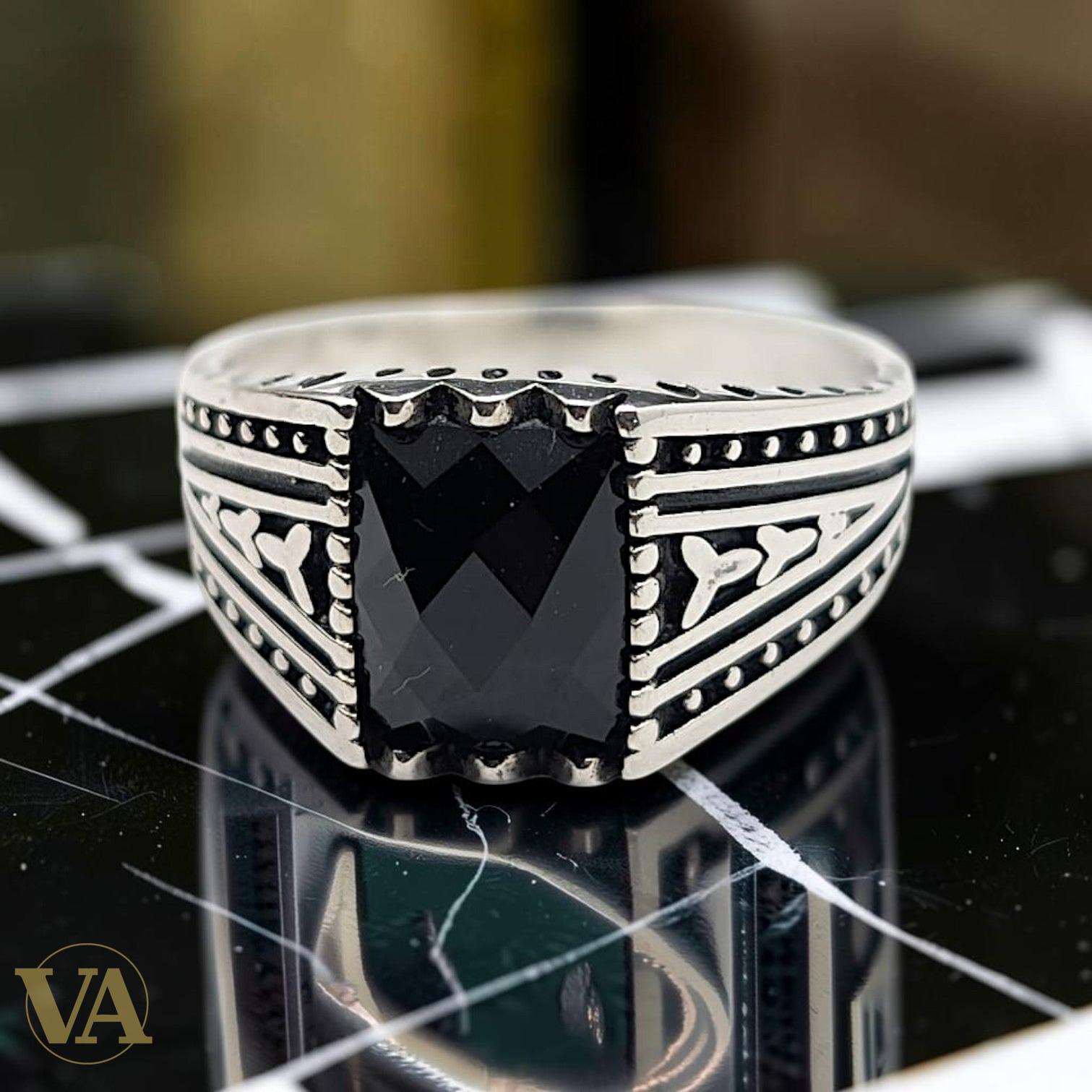 Chevalière Homme Argent 925 Onyx Noir Rectangulaire Flancs Rainurés Flèches Ottoman-Vindicta : Bijoux Argent 925 Massif, Luxe et Héritage