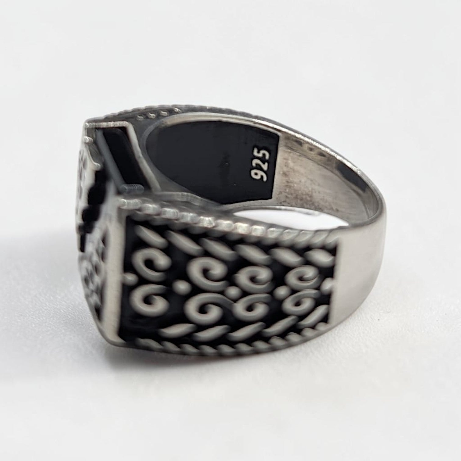 Chevalière Homme Argent 925 Onyx Noir Calligraphie Ajourée Arabesques