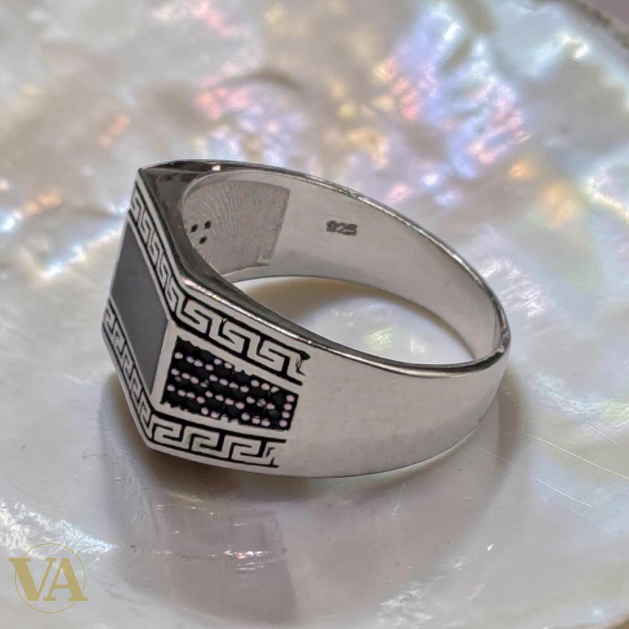 Bague Homme Argent 925 Onyx Noir Rectangulaire – Double Méandre Grec & Marcassites | Bijoux Vindicta