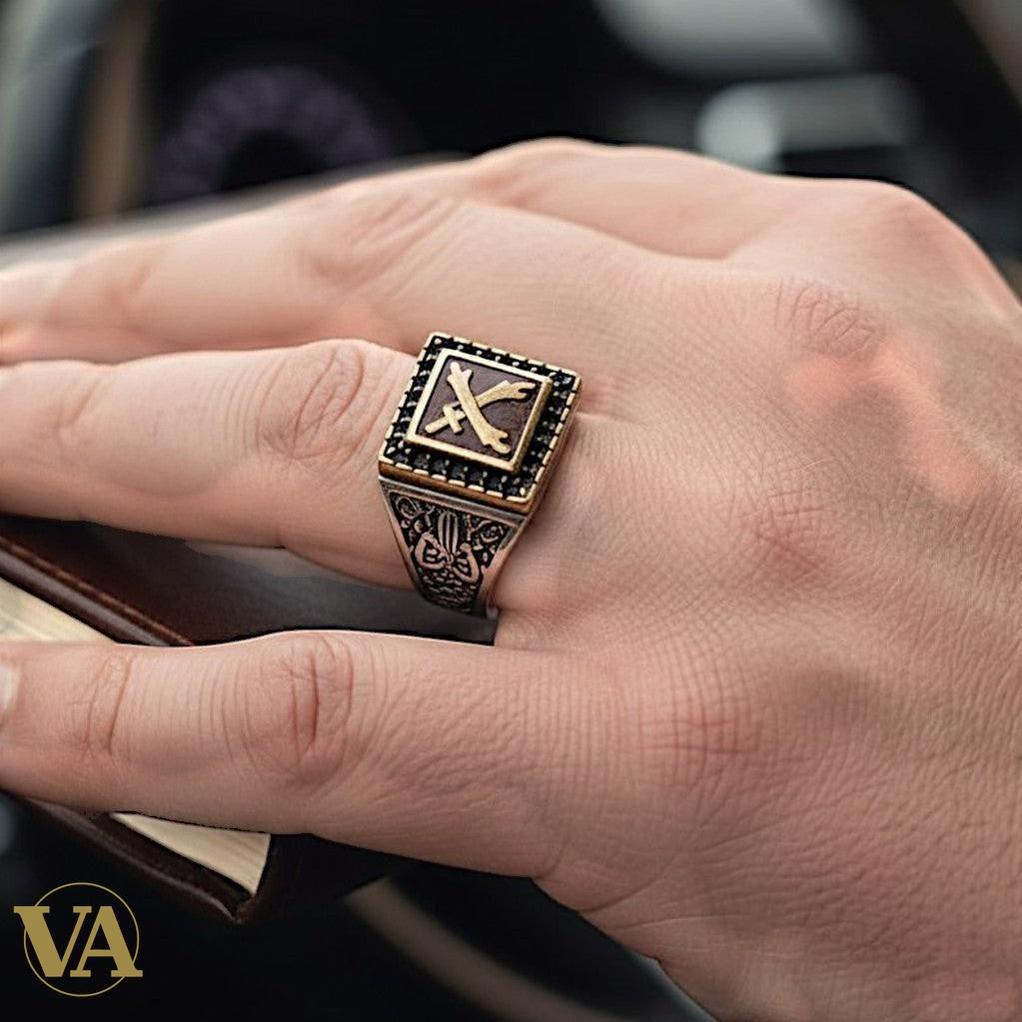 Bague homme argent 925 – Sabres Croisés Cornaline & Zirconiums