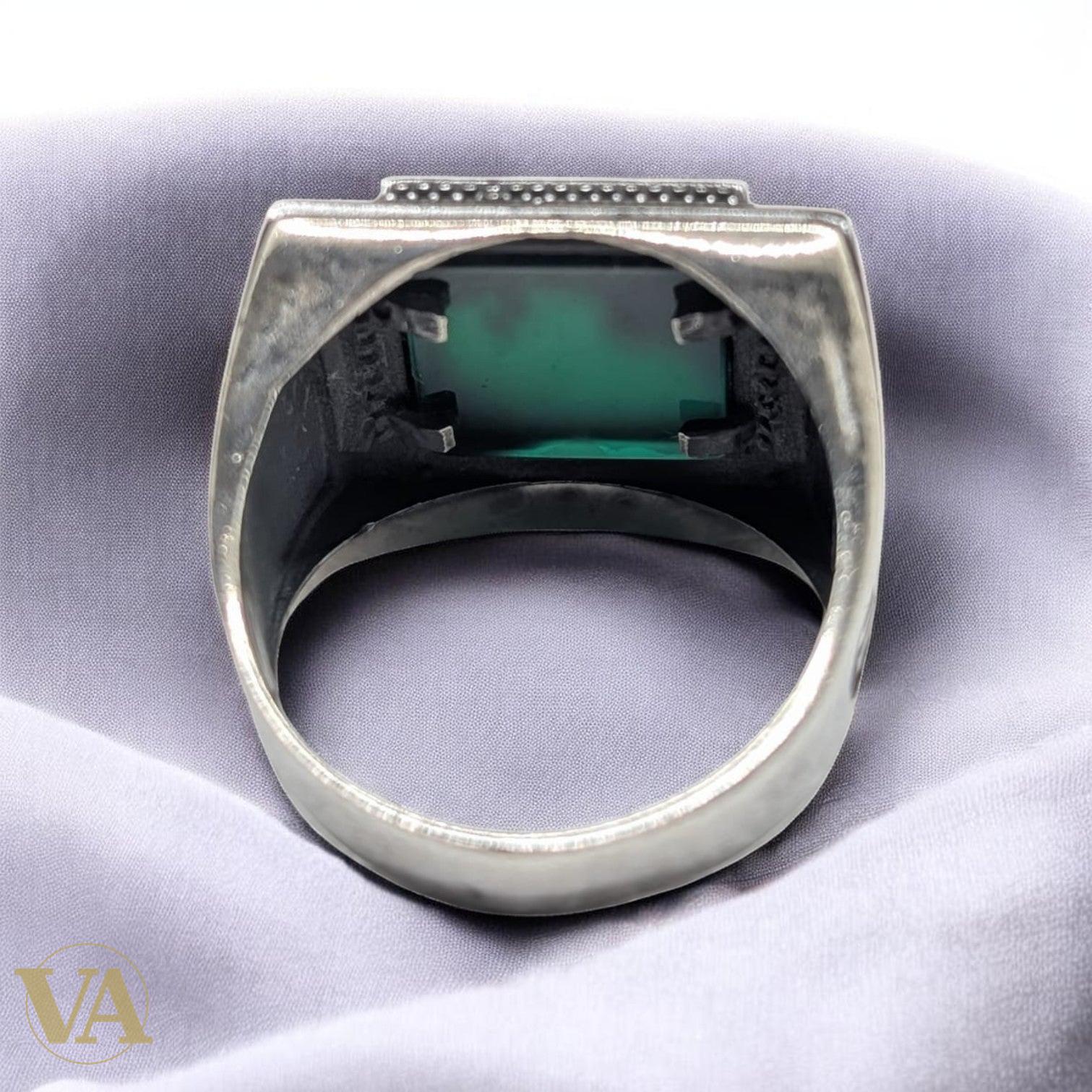 Chevalière Homme Argent 925 Aventurine Verte Crocodile Relief Motif Grec-Vindicta : Bijoux Argent 925 Massif, Luxe et Héritage