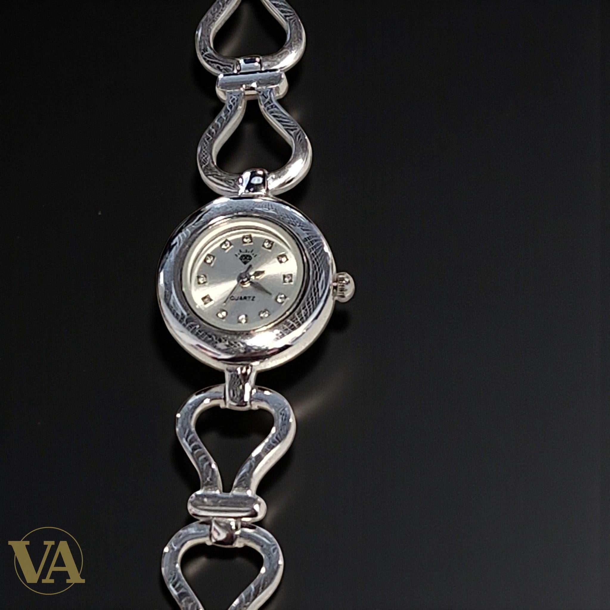 Montre Femme Argent 925 – Bracelet Cœurs & Cadran Rond Quartz
