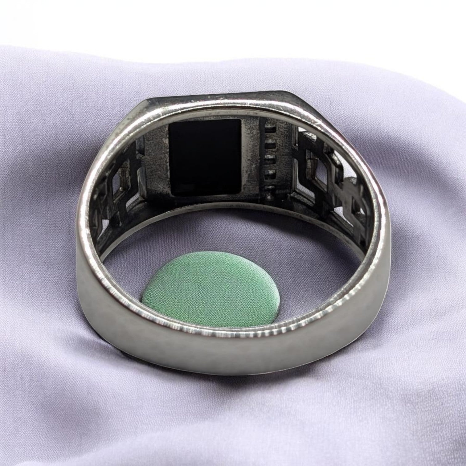 Chevalière Homme Argent 925 Nacre Gris Anthracite Cabochon Ovale Motif Grec