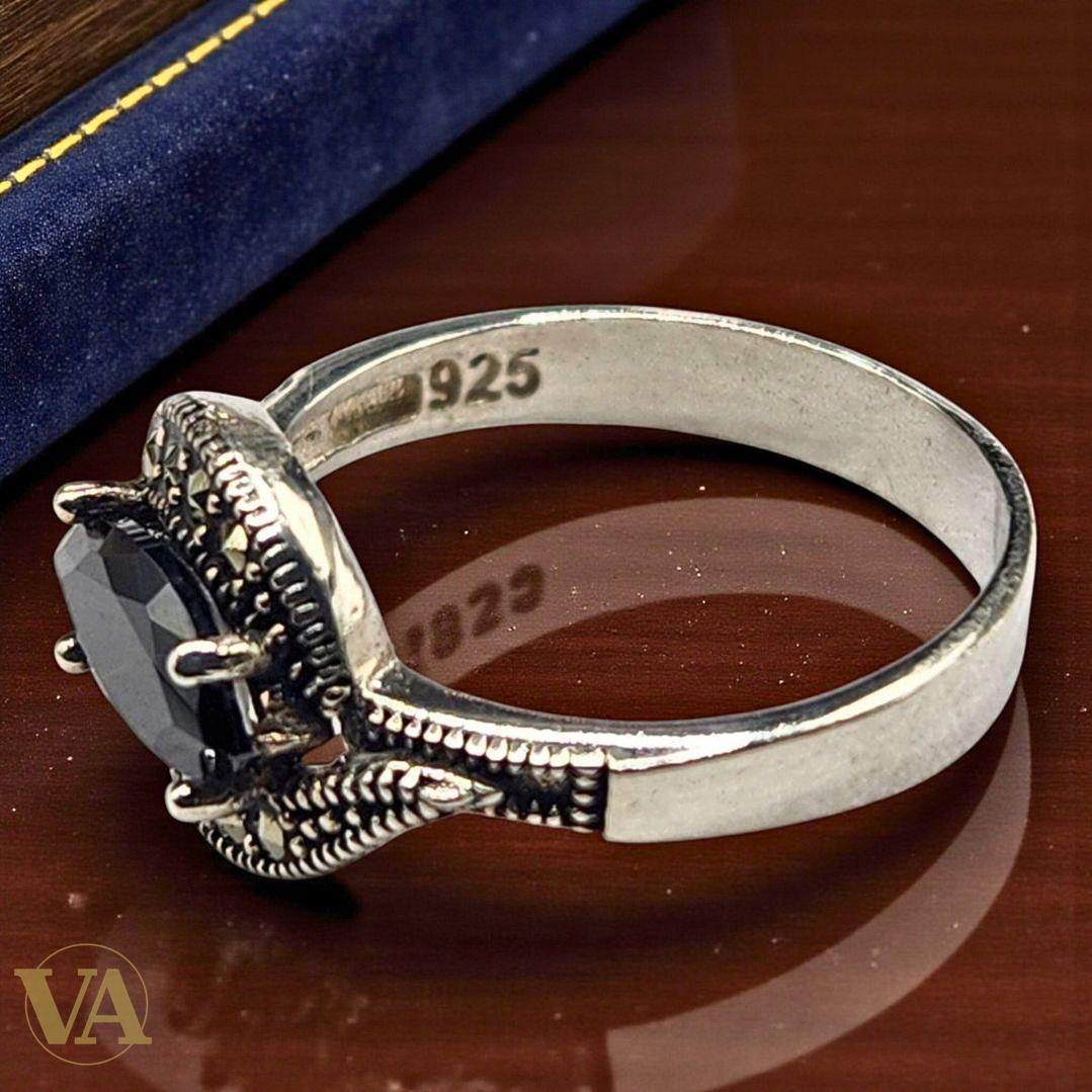 Bague femme en argent 925 sertie d’onyx noir et de marcassites