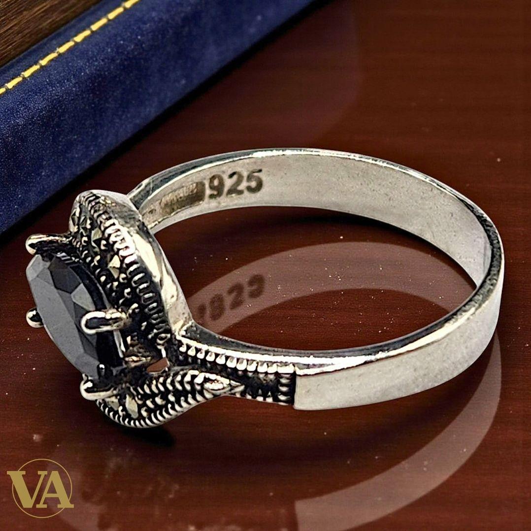 Bague femme en argent 925 sertie d’onyx noir et de marcassites | Bijoux Vindicta