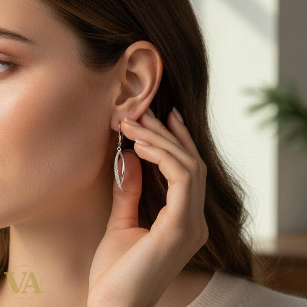 Boucles d'Oreilles Femme Pendantes Argent 925 – Navette Pavée Zirconium