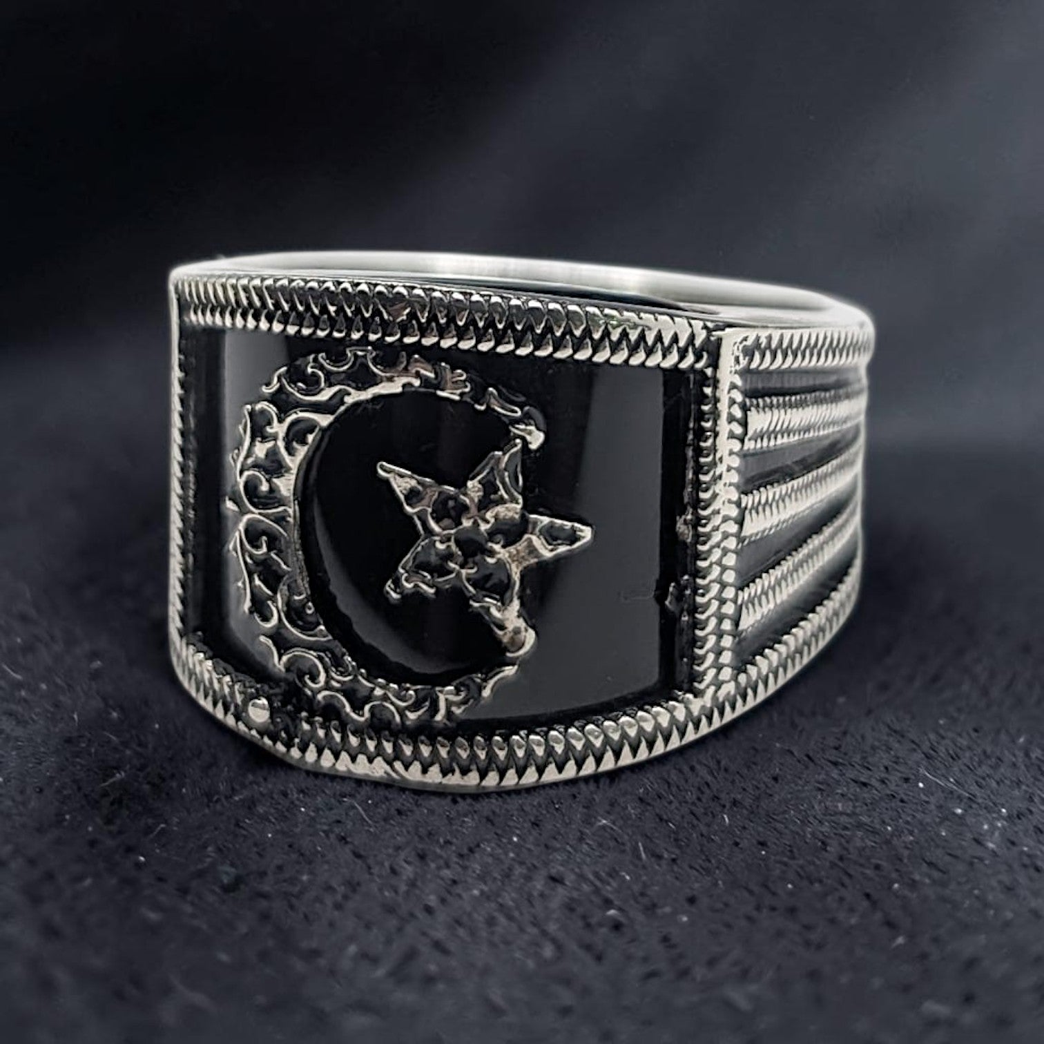 Chevalière Homme Argent 925 Onyx Noir Croissant Étoile Tresse Ciselée-Vindicta : Bijoux Argent 925 Massif, Luxe et Héritage