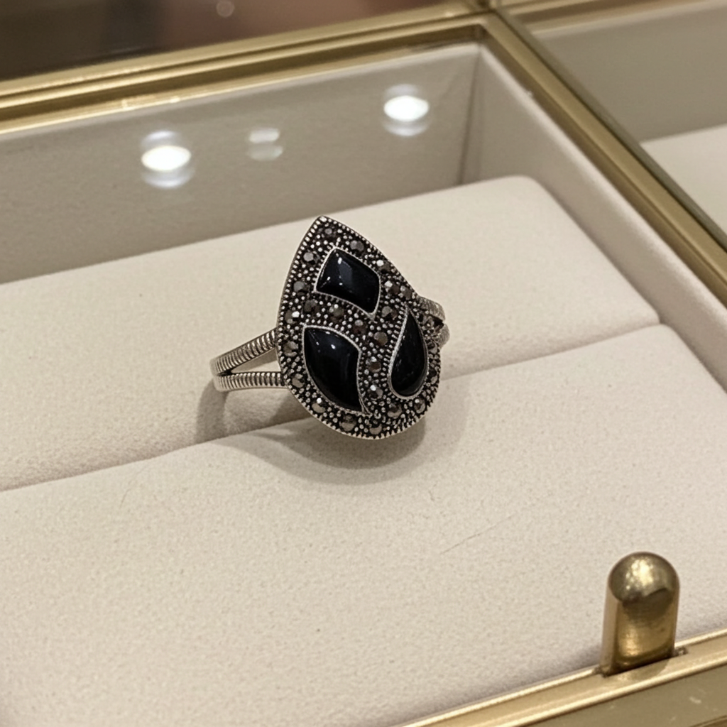 Bague Femme argent 925 goutte onyx noir et marcassites