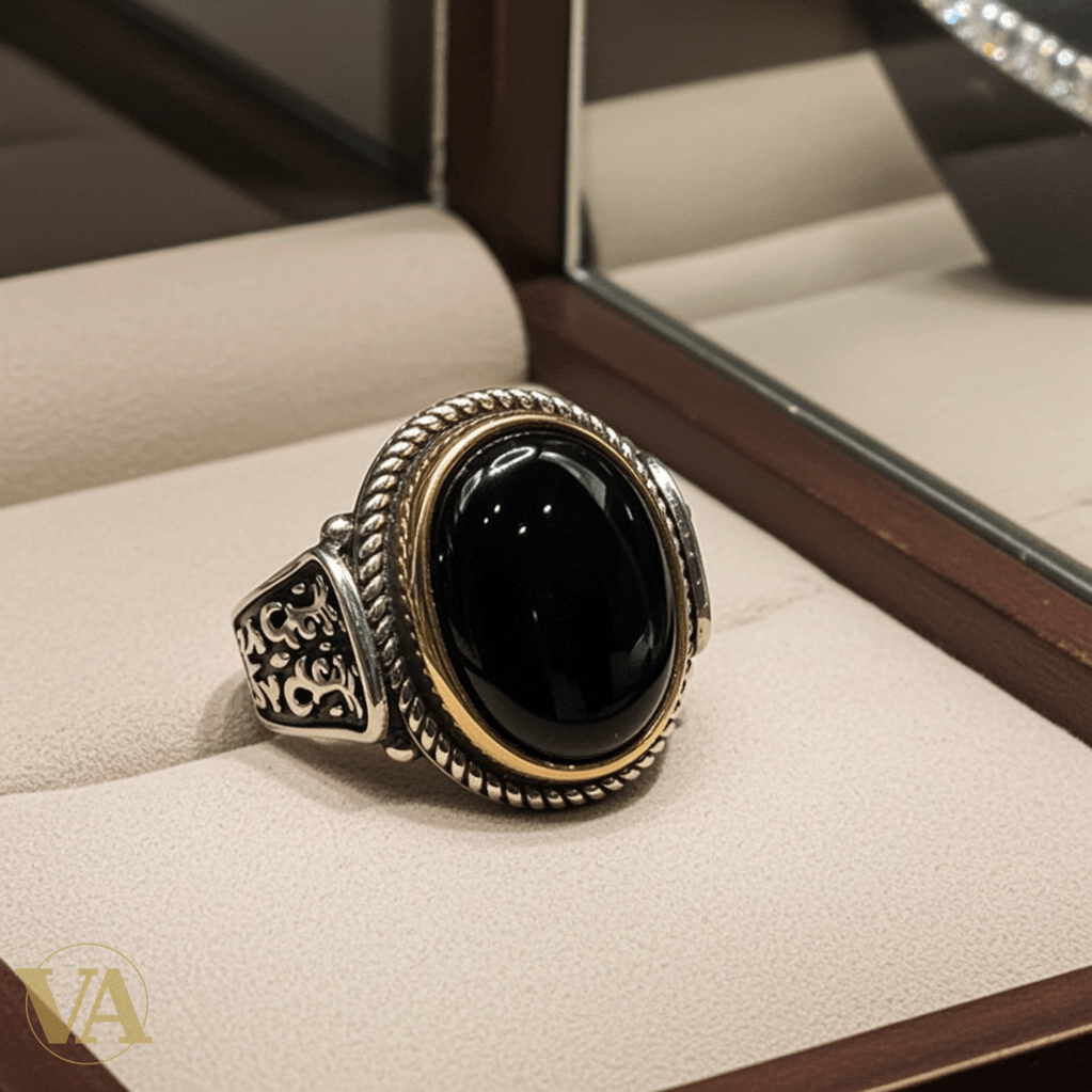 Bague Homme Argent 925 – Grand Onyx noir ovale & motifs ciselés - Argent 925 - Vindicta