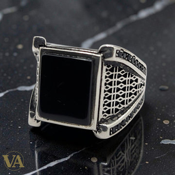 Chevalière Homme Argent 925 Onyx Noir Flancs Ajourés Zircons