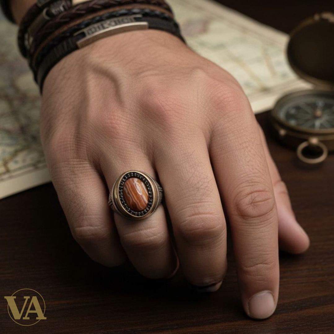 Chevalière Homme Argent 925 Agate Ribanée Ovale Halo Zircons Noirs - Argent 925 - Vindicta