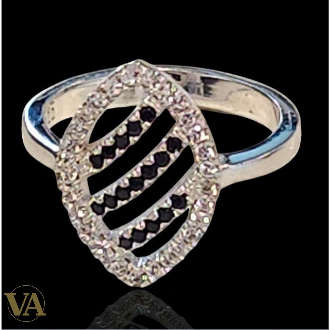 Bague argent 925 losange zircons noirs et blancs