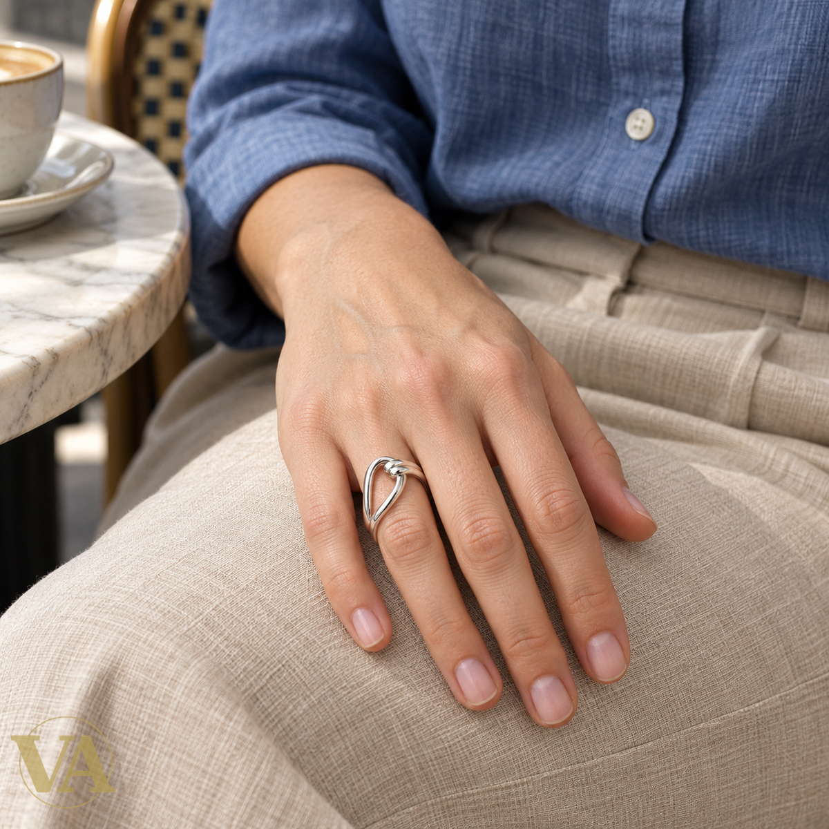 Bague Femme Argent 925 Rhodié – Cœur Ajouré à Double Anneau — portée