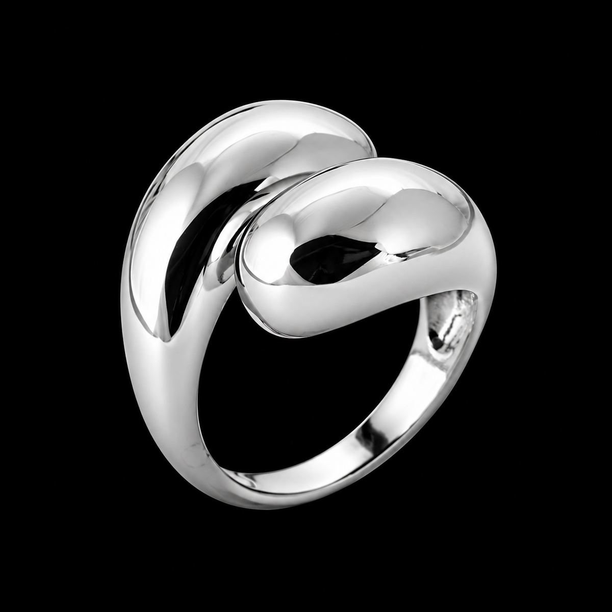 Bague Femme Argent 925 Rhodié – Deux Gouttes Polies Croisées — vue sur fond noir