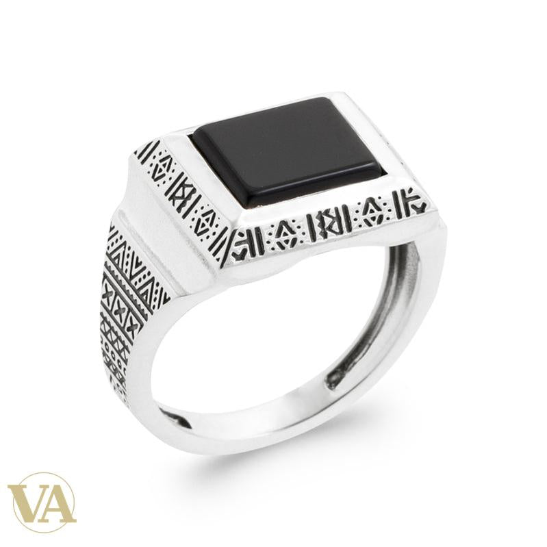Chevalière Homme Argent 925 – Agate Noire Carrée et Frises Géométriques – détails du modèle