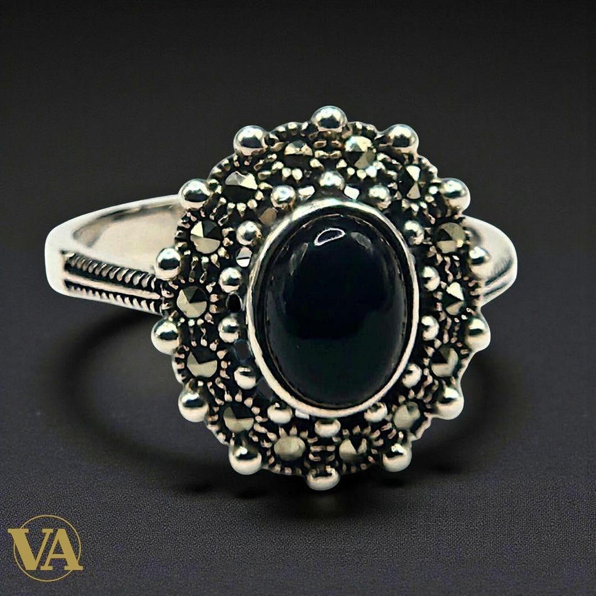 Bague femme argent 925 – Onyx noir cabochon ovale et marcassites – Élégance vintage | Bijoux Vindicta