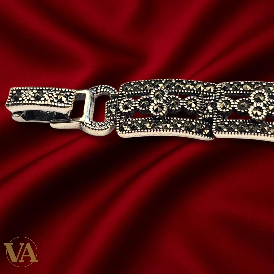 {{ product_title }} | Bijoux Vindicta {{ product_type }}