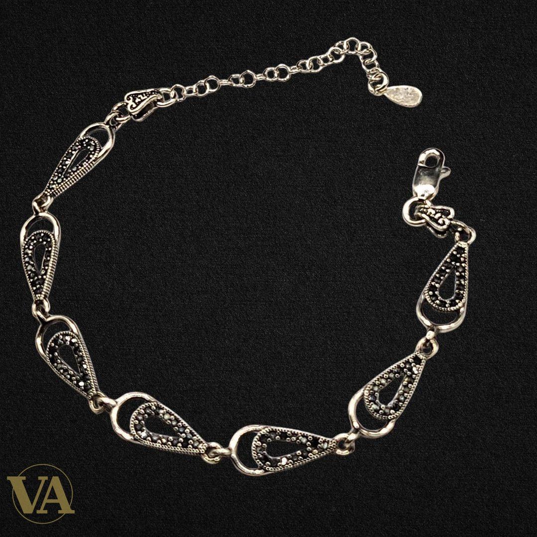 {{ product_title }} | Bijoux Vindicta {{ product_type }}