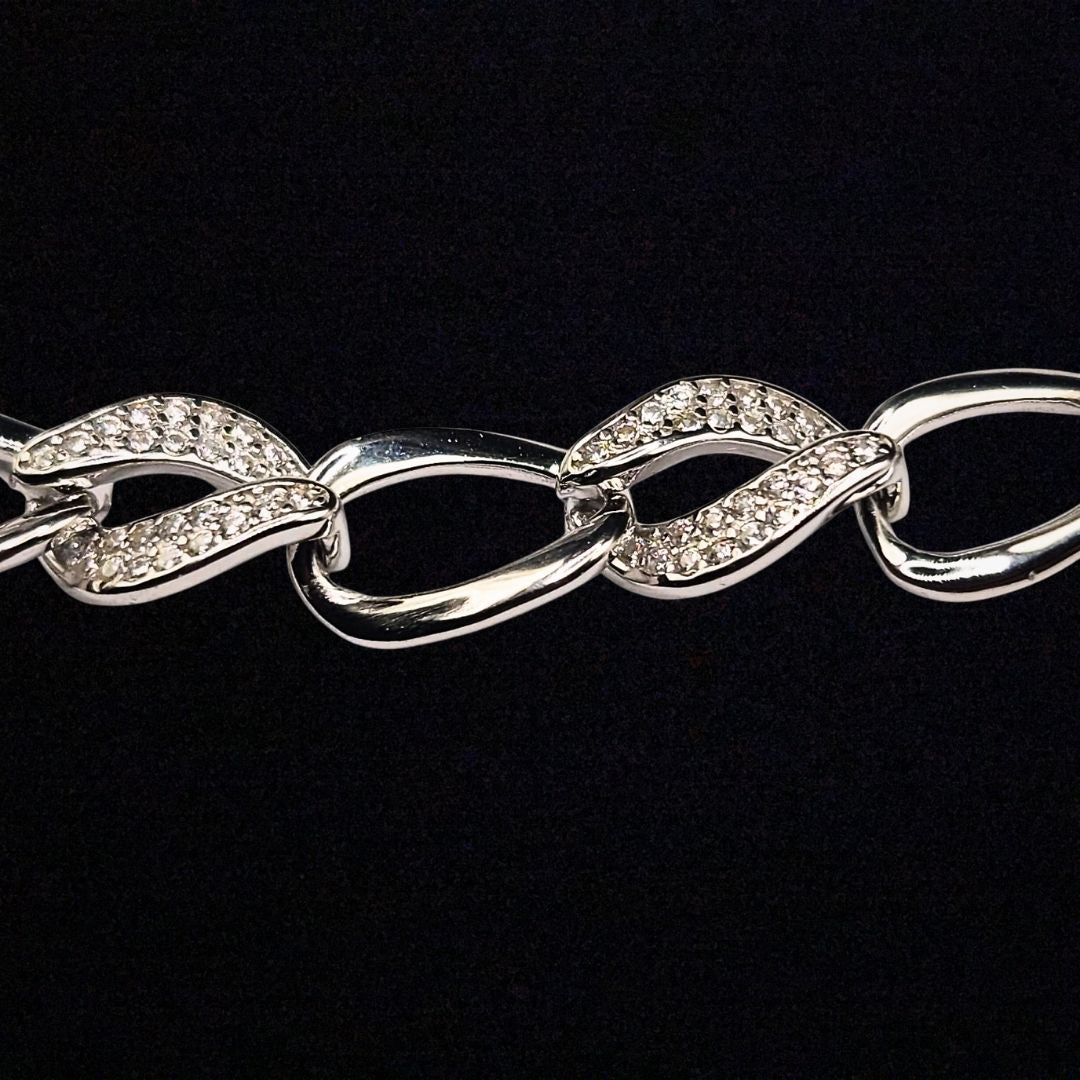 Bracelet en argent 925 – Maillons torsadés pavés de zirconiums