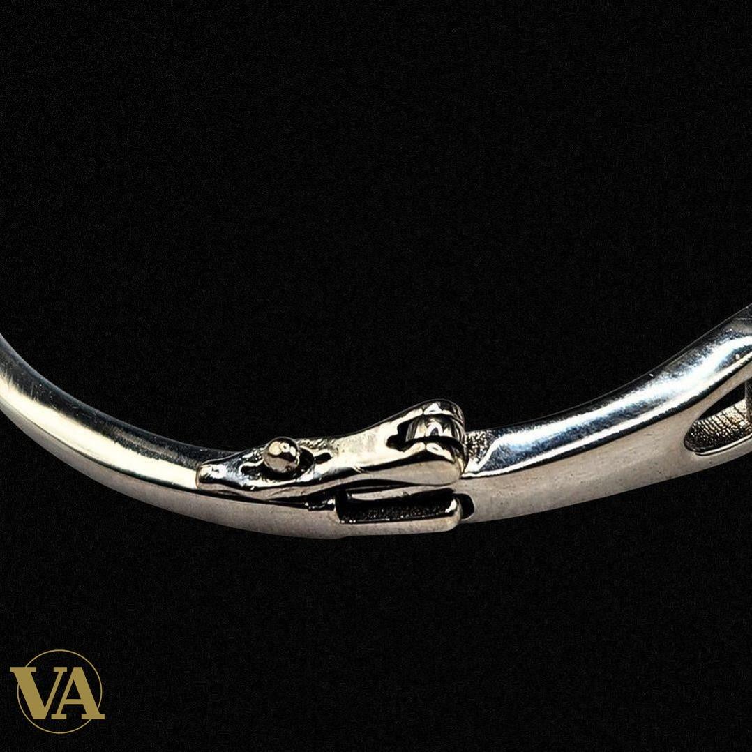 {{ product_title }} | Bijoux Vindicta {{ product_type }}