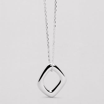 Collier femme argent 925 rhodié Taylor à pendentif losange ajouré, détail du modèle