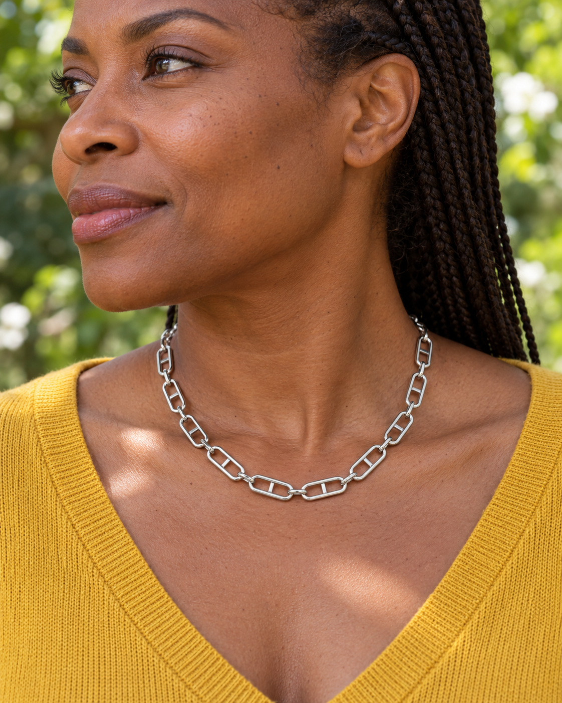 Collier argent 925 721932, porté dans une scène naturelle 2