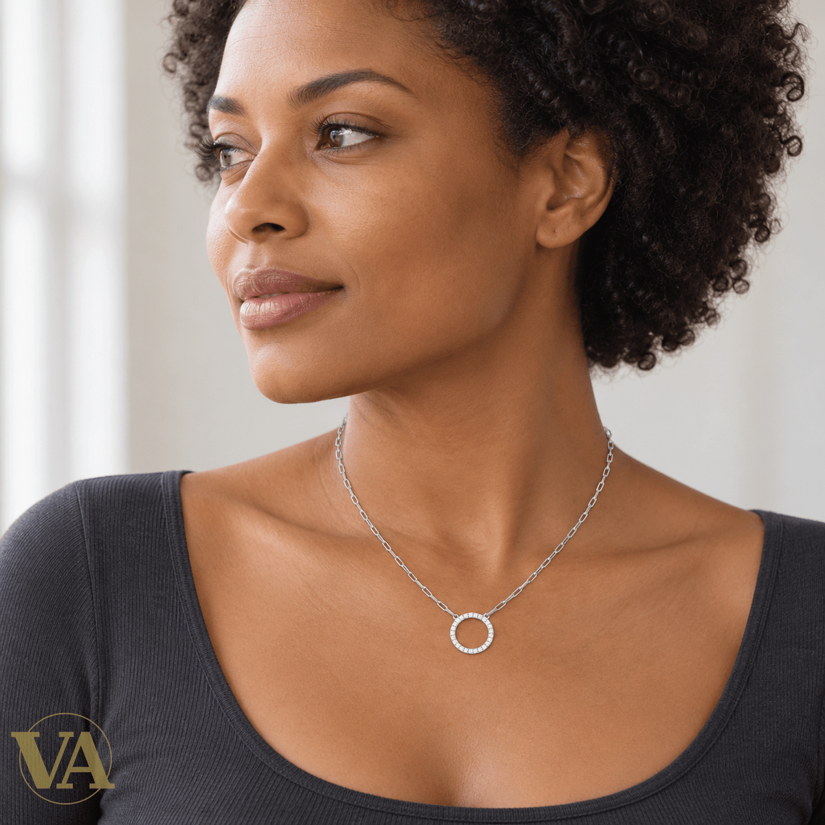 Collier femme argent 925 rhodié cercle ajouré et zirconiums — 45 cm - Argent 925 - Vindicta