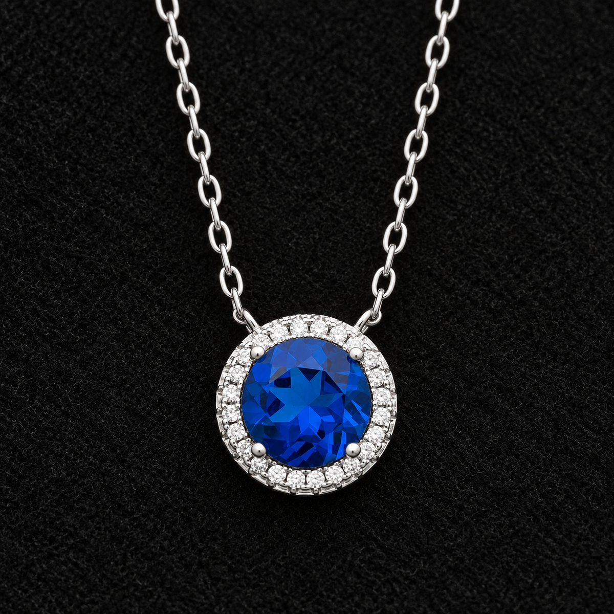 Collier Argent 925 Rhodié — Halo Bleu Profond — zoom du détail
