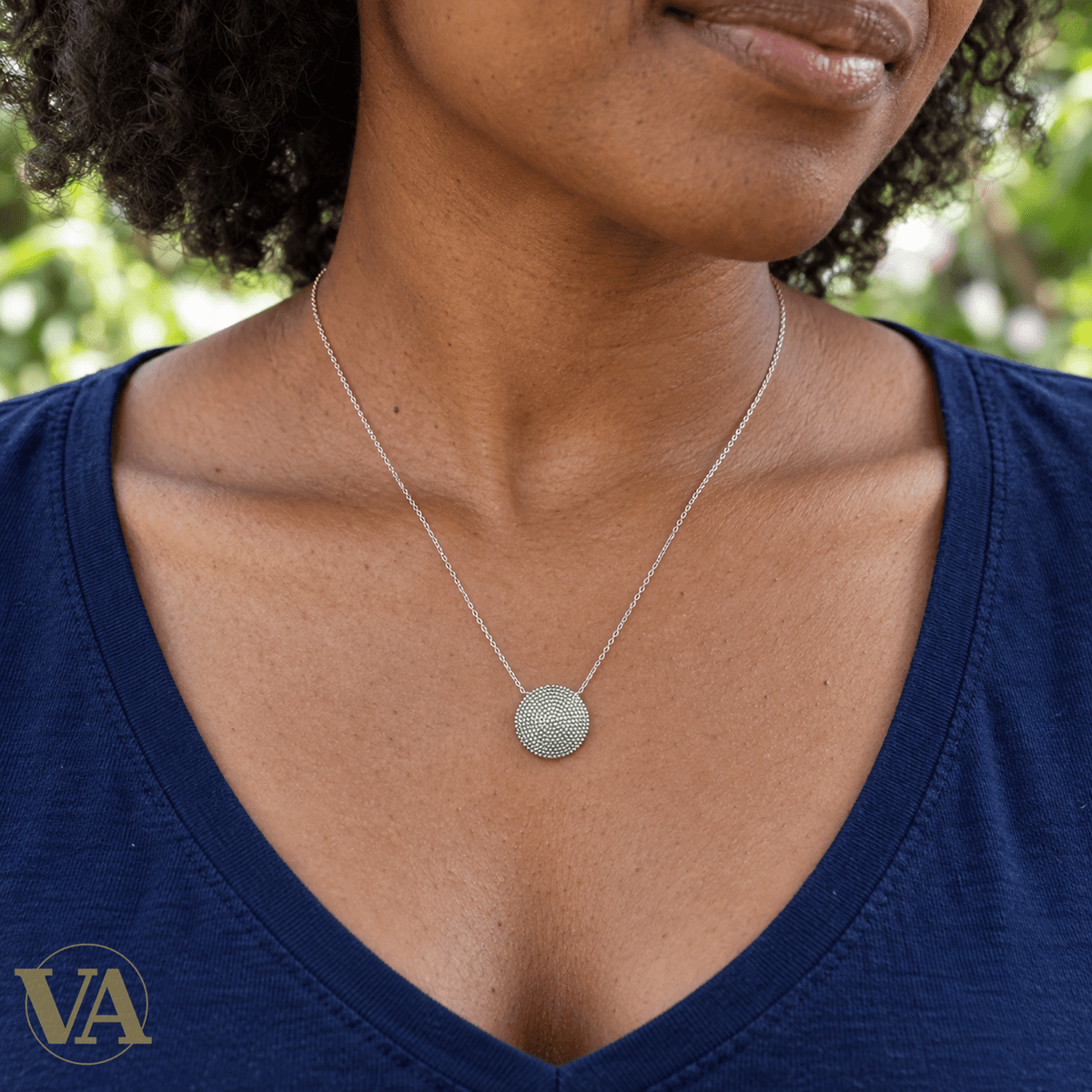 Collier Argent 925 Rhodié — Médaillon Rond Texturé - Argent 925 - Vindicta