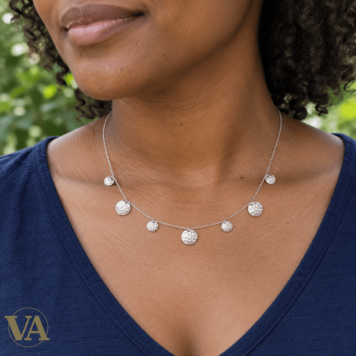 Collier Argent 925 Rhodié — Sept Pastilles Martelées - Argent 925 - Vindicta