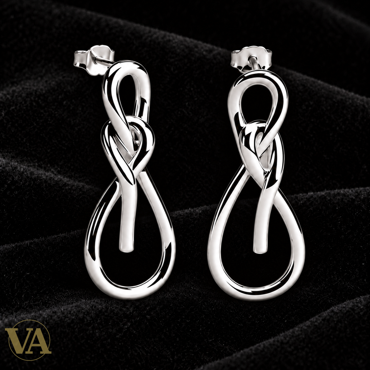 Boucles nœuds aux lignes fluides en argent 925 rhodié — vue de la paire