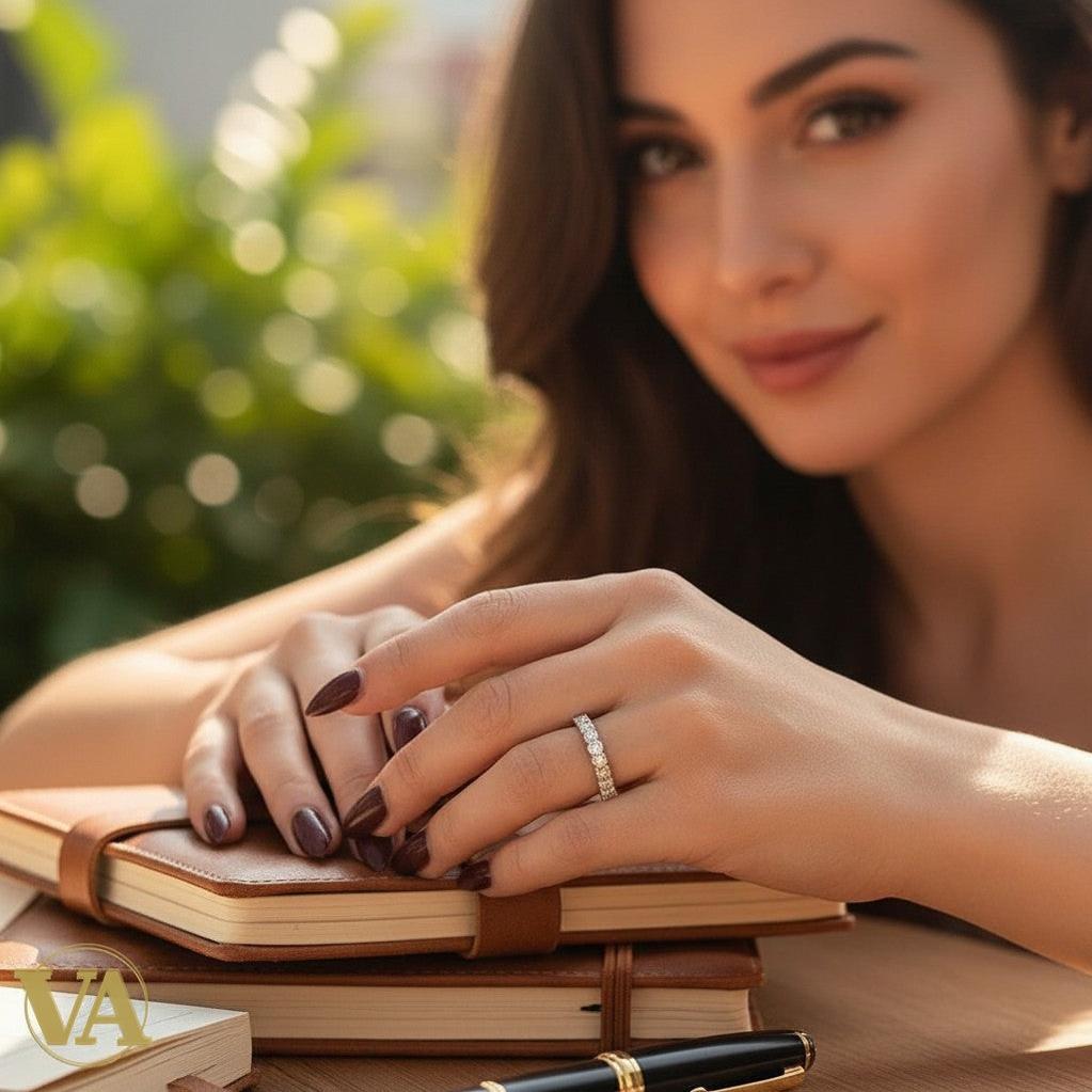 Bague femme Vindicta en argent 925, ornée de marcassites et d'argent rosé, style ajouré.
