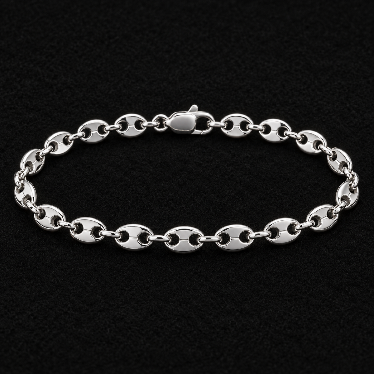 Bracelet homme Maille marine en argent 925 — 21 cm — sur feutre noir