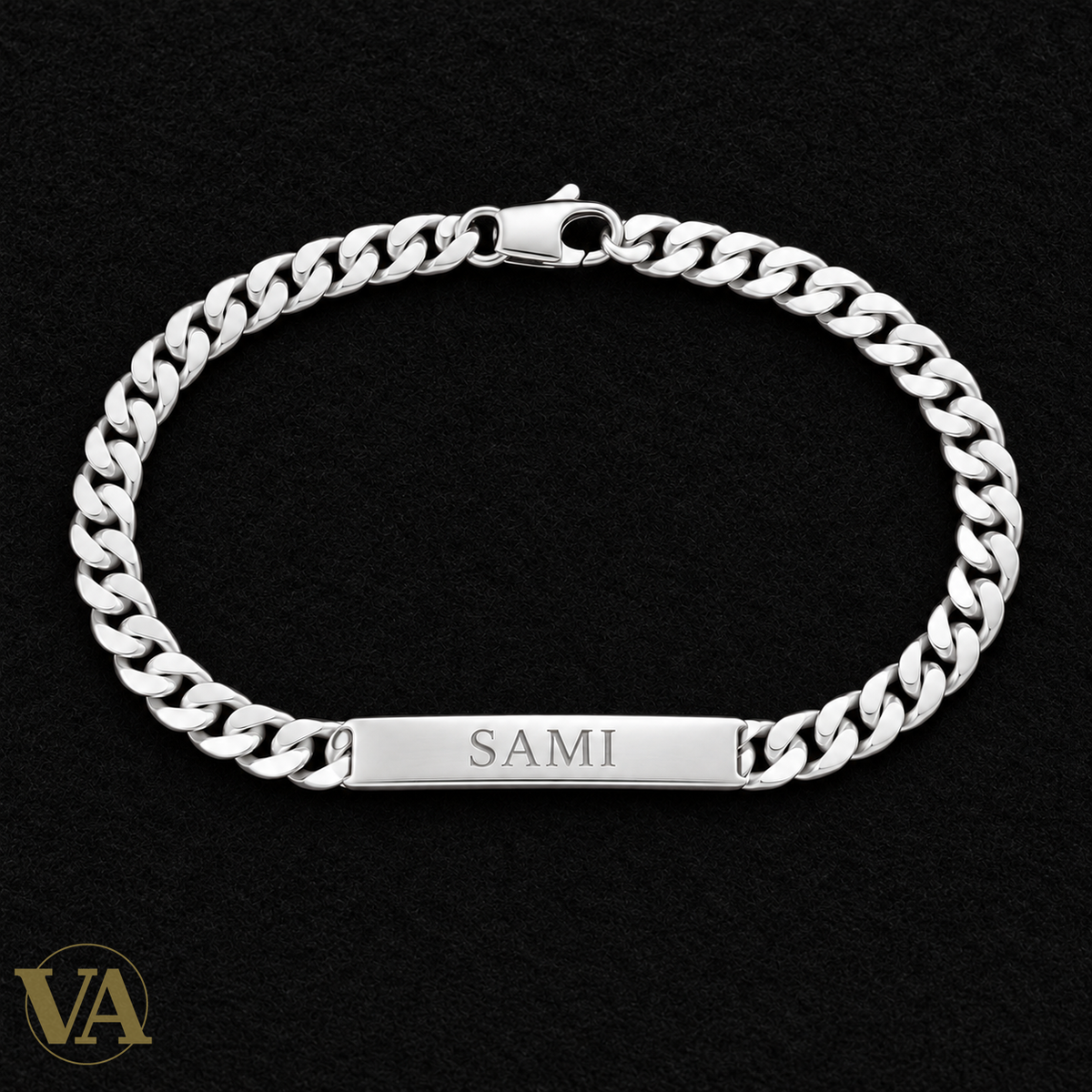 Gourmette homme argent 925 rhodié 21 cm — bracelet complet sur feutre bordeaux, prénom d’exemple