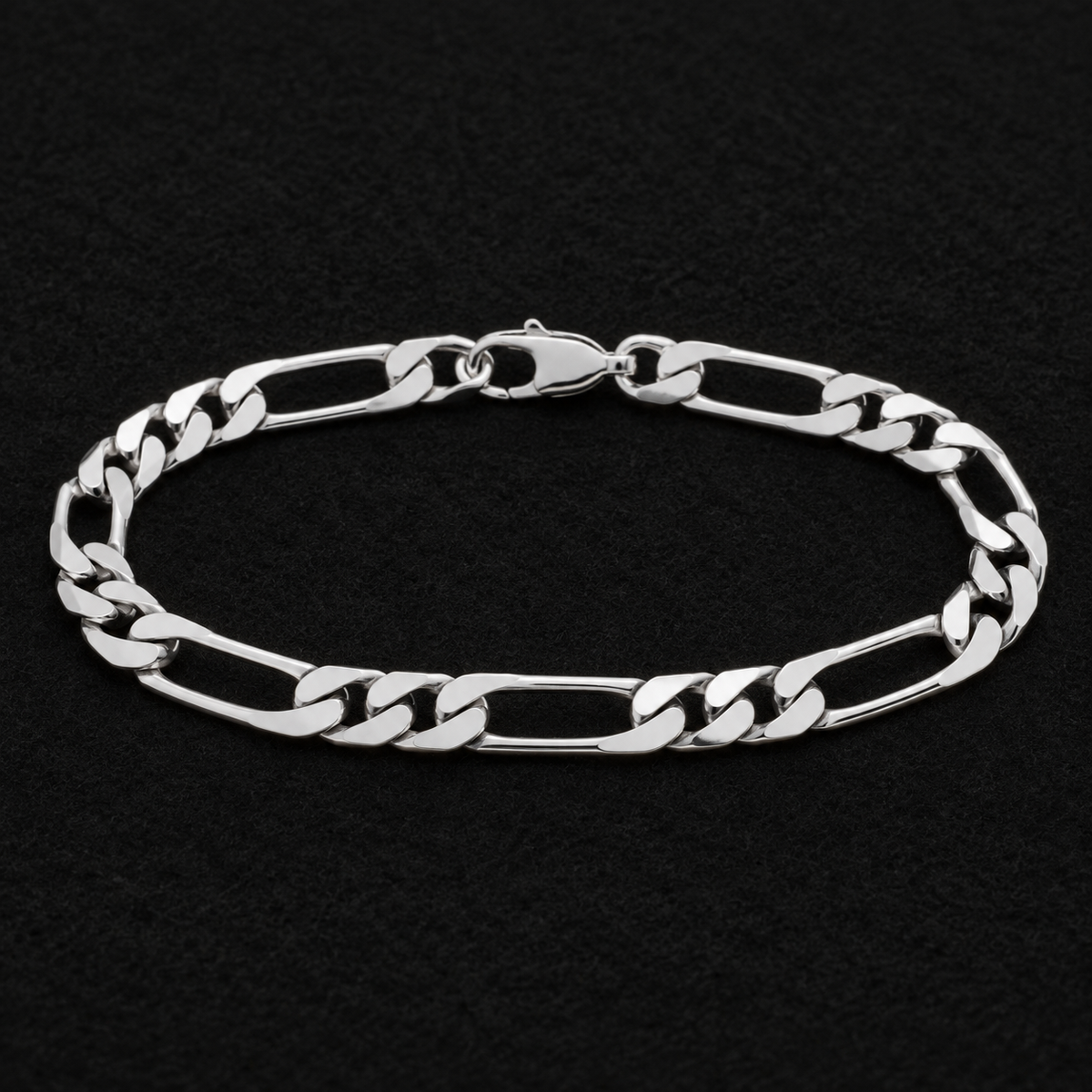 Bracelet homme Figaro 1+3 diamantée rhodié en argent 925 — 21 cm — sur feutre noir