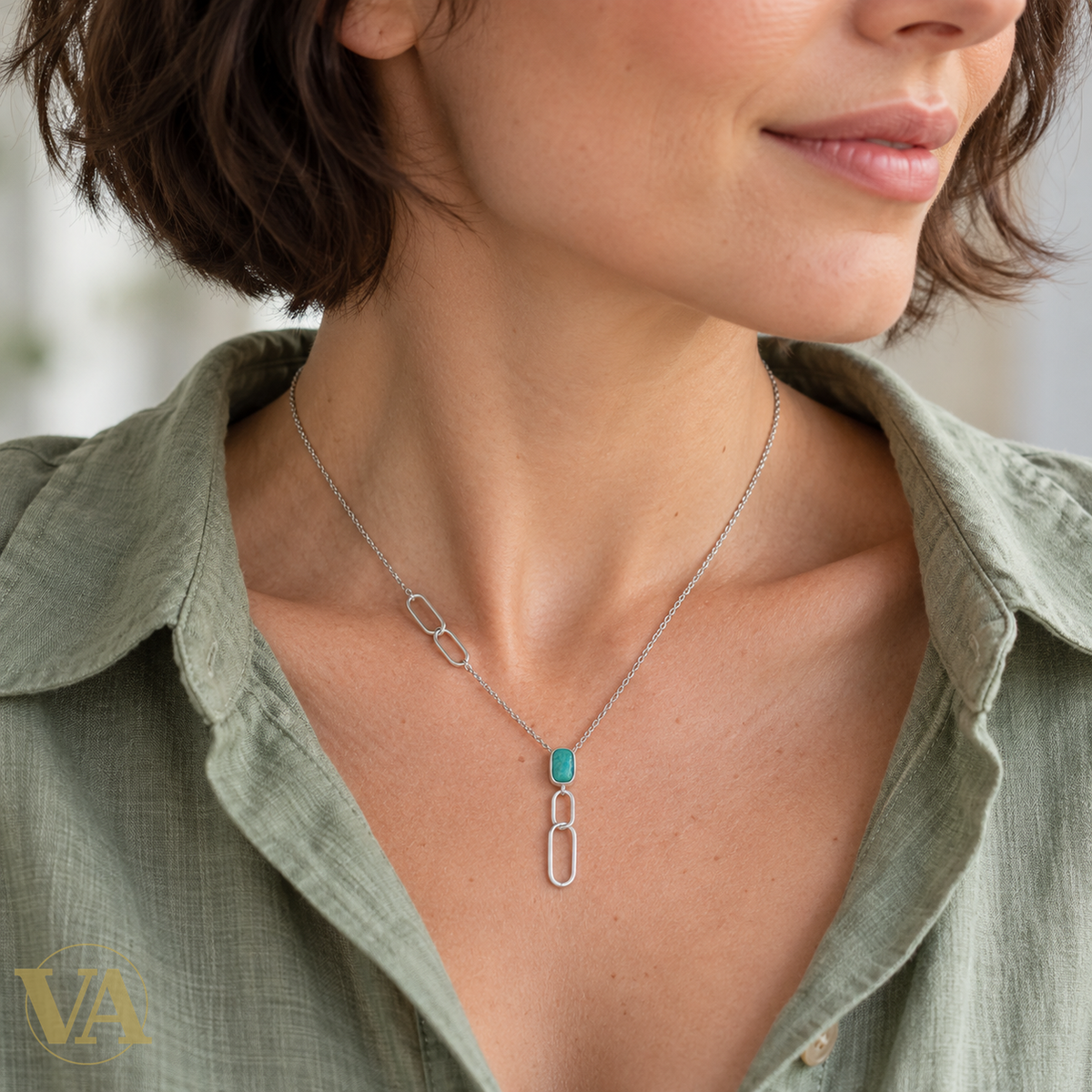 Collier amazonite et maillons ovales en argent 925 rhodié — 45 cm — autre vue portée
